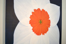 Load image into Gallery viewer, Narcissus Sur Le Bleu